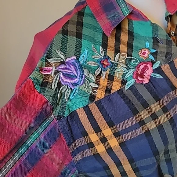 Patchwork plaid floral embroidered vintage 90s shirt size M - Picture 3 of 5